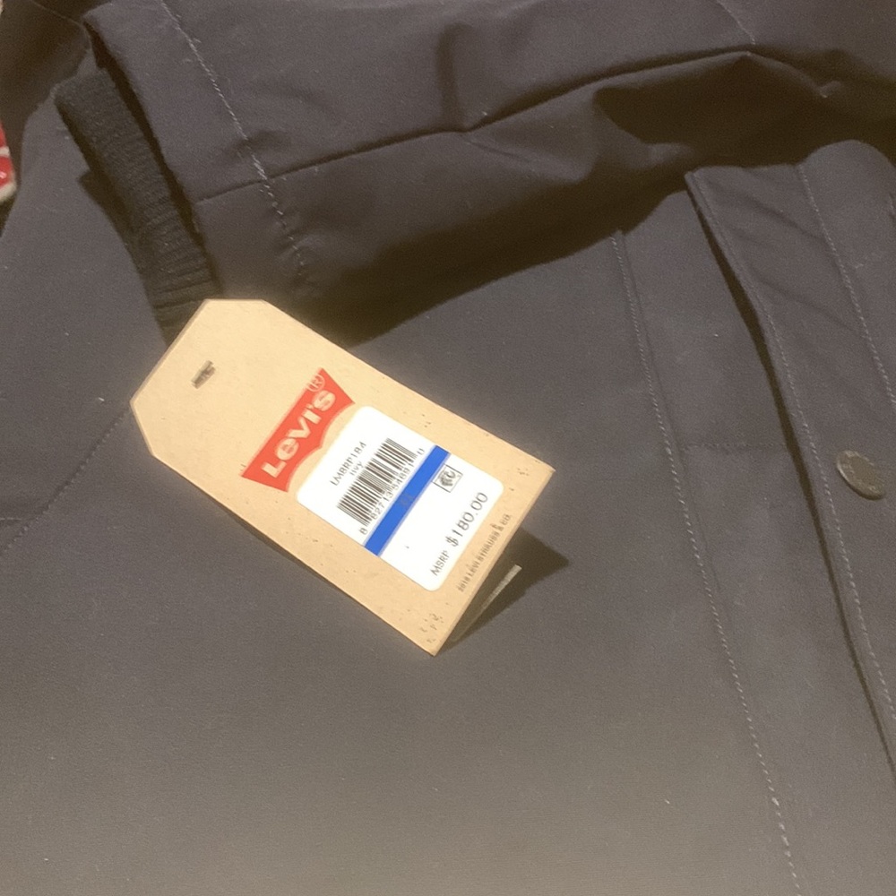 Levi’s - Picture 4 of 4
